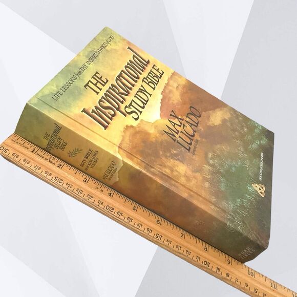 The Inspirational Study Bible Max Lucado Holy Bible New King James Version 1995 - Picture 2 of 16